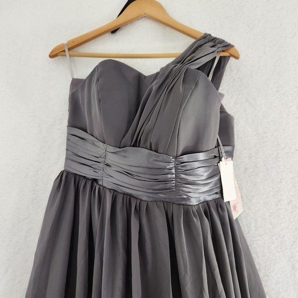 Prom Dress Bridesmaid One Shoulder Gray Women's Size 6 - Picture 3 of 8
